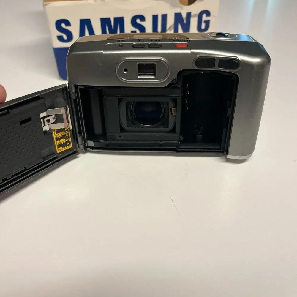 Samsung 80-Ti Camera